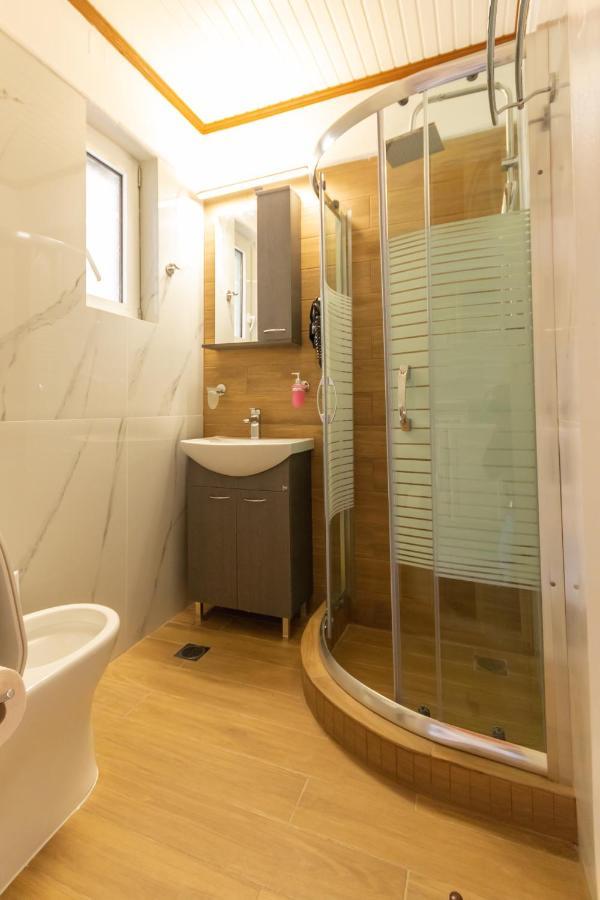 9 Mouses Apartment ฟิลเลียตรา ภายนอก รูปภาพ